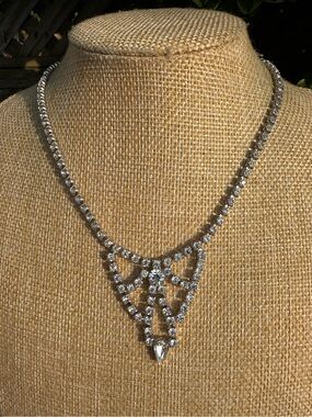 Vintage BELLE Crystal Rhinestone Choker Necklace - Silver Tone Bridal Prom Core